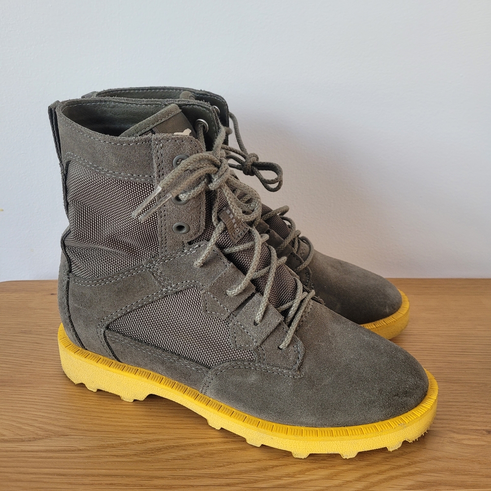Sorel Caribou OTM Olive Yellow Lace-Up Boots Size 7 Suede Alpine Toundra